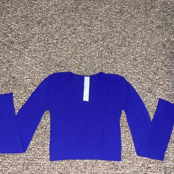 Womens Fabletics Workout Shirt - Picture 1 of 4